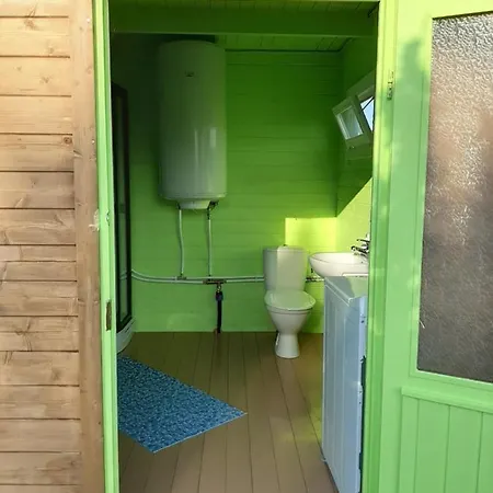 Vikendica Kadakasuitsu Loodustalu