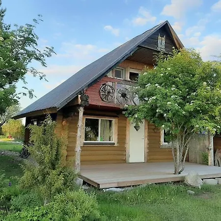 Kadakasuitsu Loodustalu *