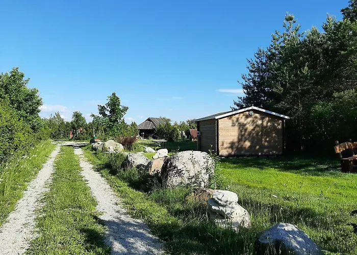 Kadakasuitsu Loodustalu Σπίτι διακοπών Saarekula